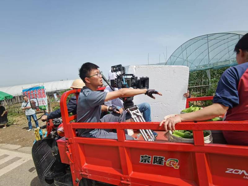 电商爆款背后的推手：丹棱县产品视频拍摄公司精准捕捉卖点痛点